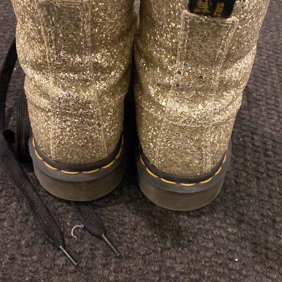 Doc martens Farrah gold glitter lace up boots size US 7 - Picture 4 of 7